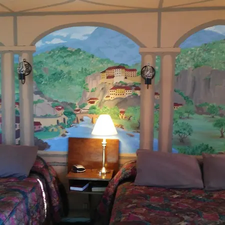 La Collage Inn